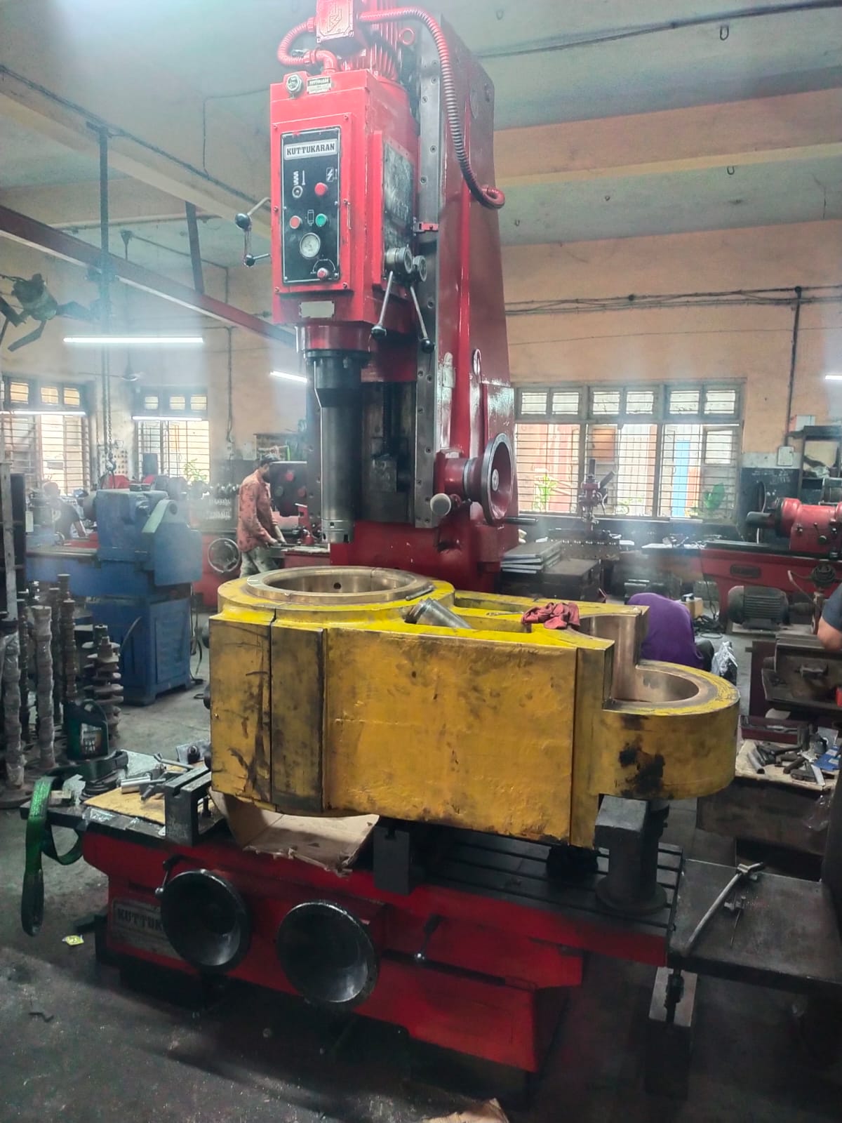 Amar Re-powering Garage image 23